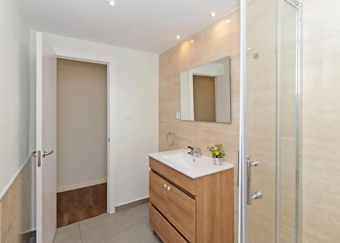 Apartament Guestready - Your Sunny Basecamp Walencja